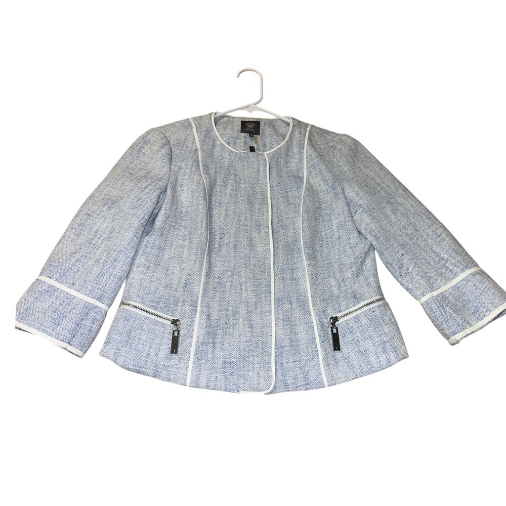 Vince Camuto Blue and White Trim Blazer